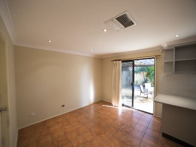 2 Cedar Court, Dubbo