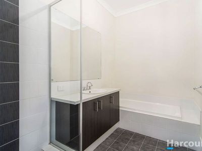 9 Pyrum Lane, Jindalee