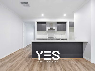 33 Bromeliad Street, Clyde North