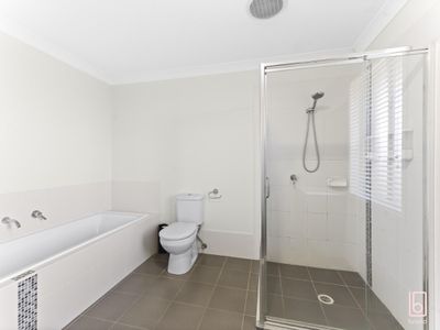 35 Ellalong Way, Woongarrah