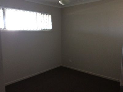 25 Goldenwood Crescent, Fernvale