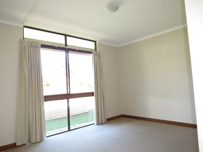 2 / 5 Aloota Crescent, Ocean Shores