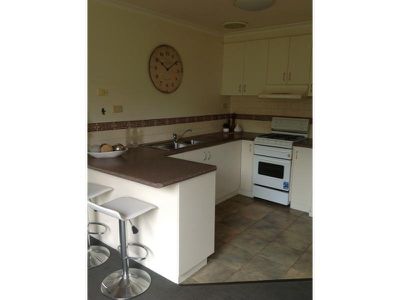 1 Burlington Crescent, Leopold