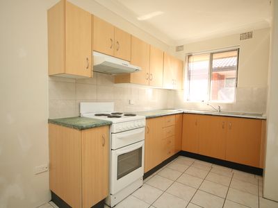 12 / 8 Fairmount Street, Lakemba