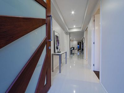 16 Foxwood Circuit, Wakerley