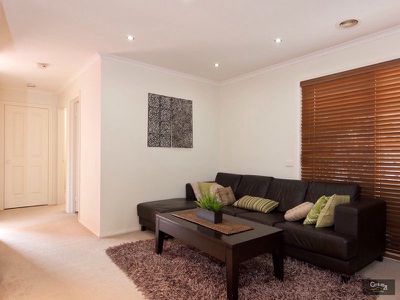 12 Dartmoor Drive, Cranbourne