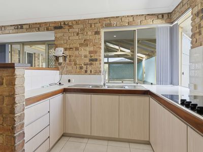 11 Baxter Close, Huntingdale