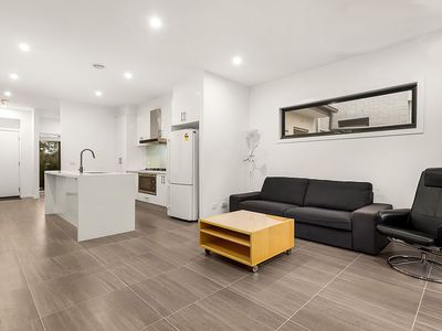 1 / 82 May Street, Altona North