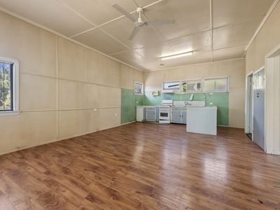 27 Kiltie Street, Moorooka