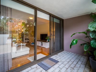 2 / 1 Stadium Drive, Floreat