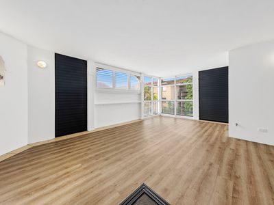 8 / 104 Sydney Street, New Farm