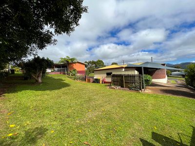 33 Danbulla Crescent , Atherton