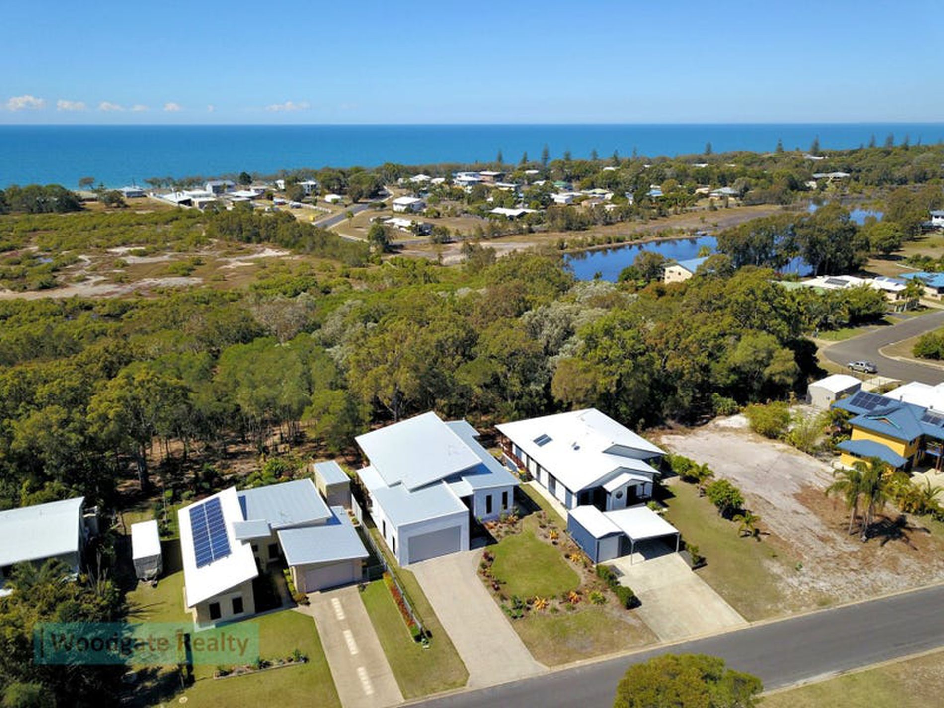 9 Ocean View Dr, Woodgate