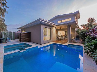 35 Feathertail Pl, Wakerley