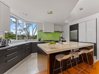 12B Parr Terrace, Castor Bay