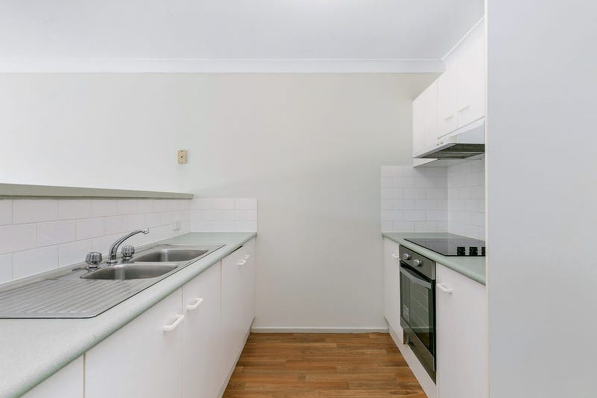 11A Castlereagh Crescent, Bateau Bay