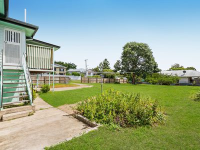 27 Thurso Street, North Booval