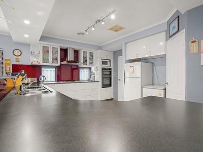 10 Grandis Drive, Baldivis