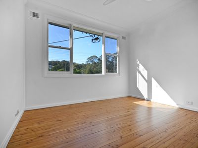 14 Kirkdale Drive, Kotara South