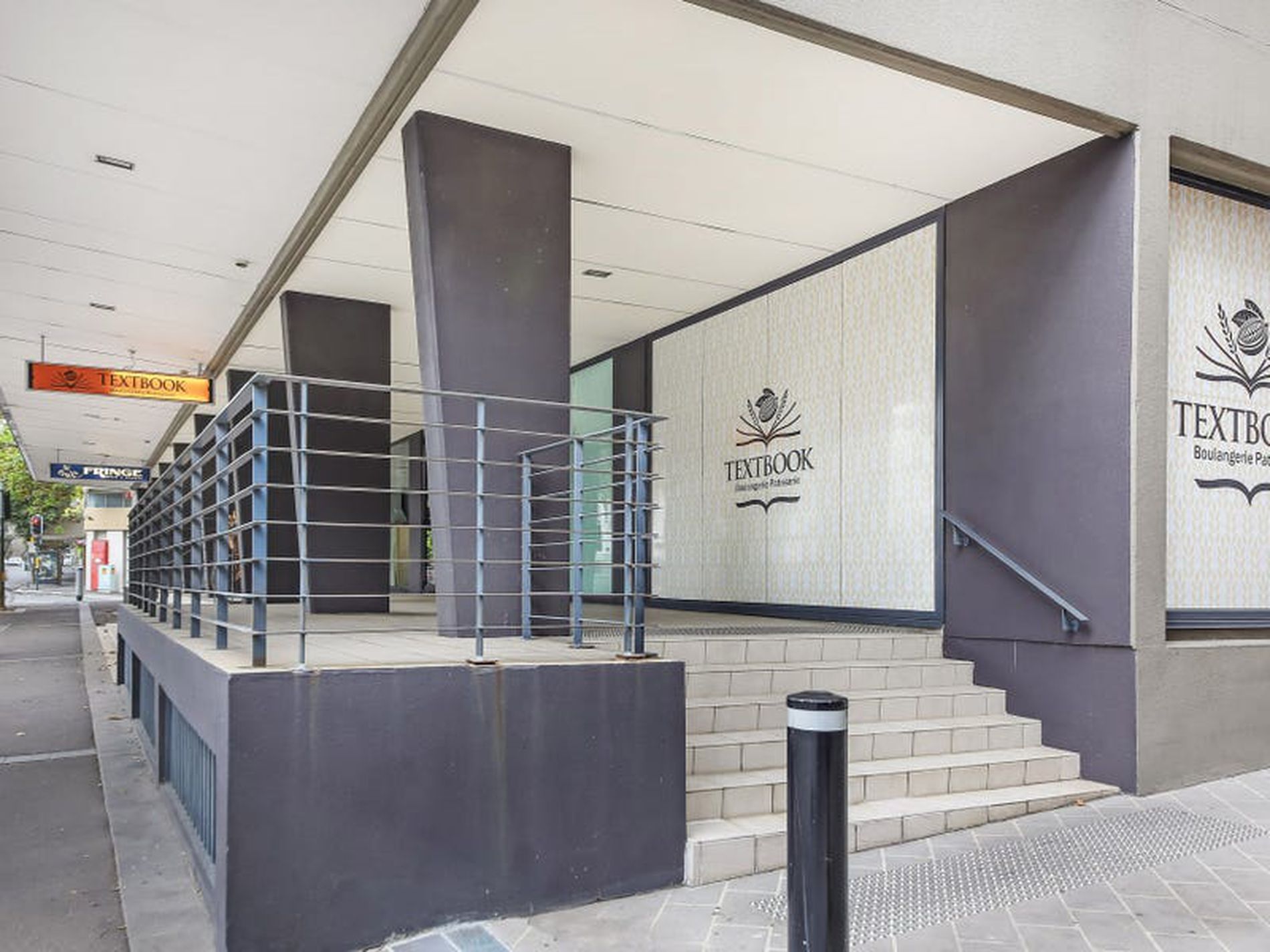 B620 / 222 Botany Road, Alexandria