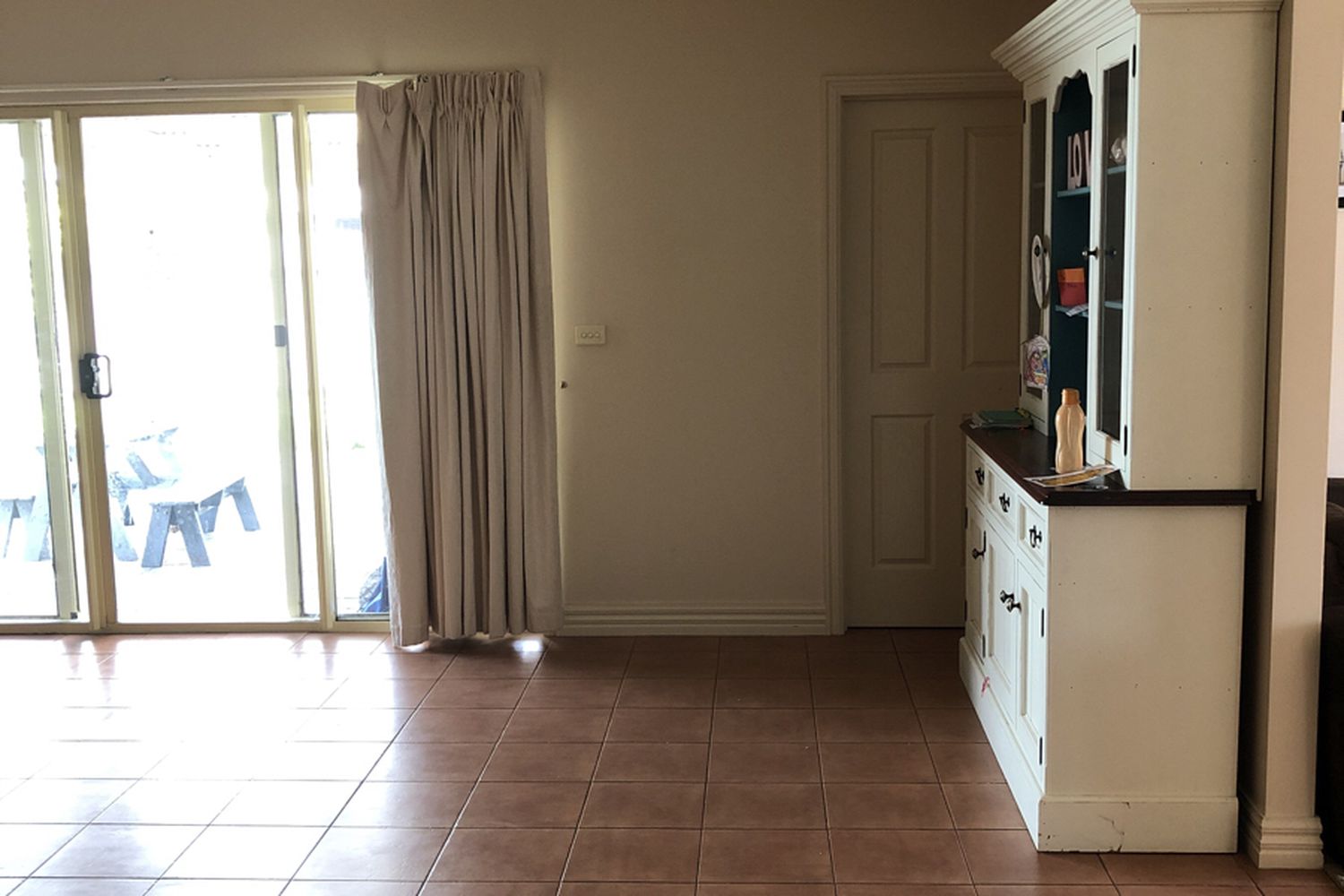1 Hughes Street, Horsham