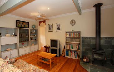 33 Tivendale Rd, Officer