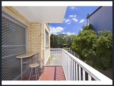 1 / 33 Bayliss Street, Toowong