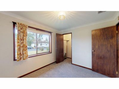 4 Parkland Place, Dubbo