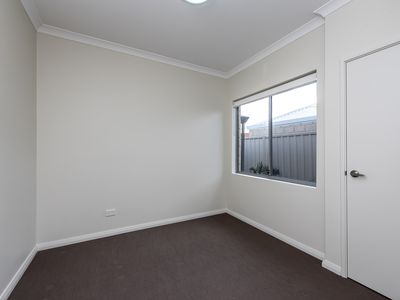 19b Bepton Way, Balga