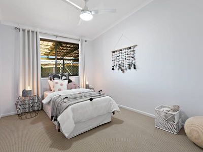28 Wendron Street, Rochedale South
