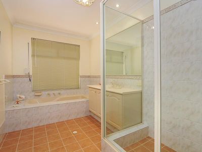 21 Illawarra Cres, Canning Vale