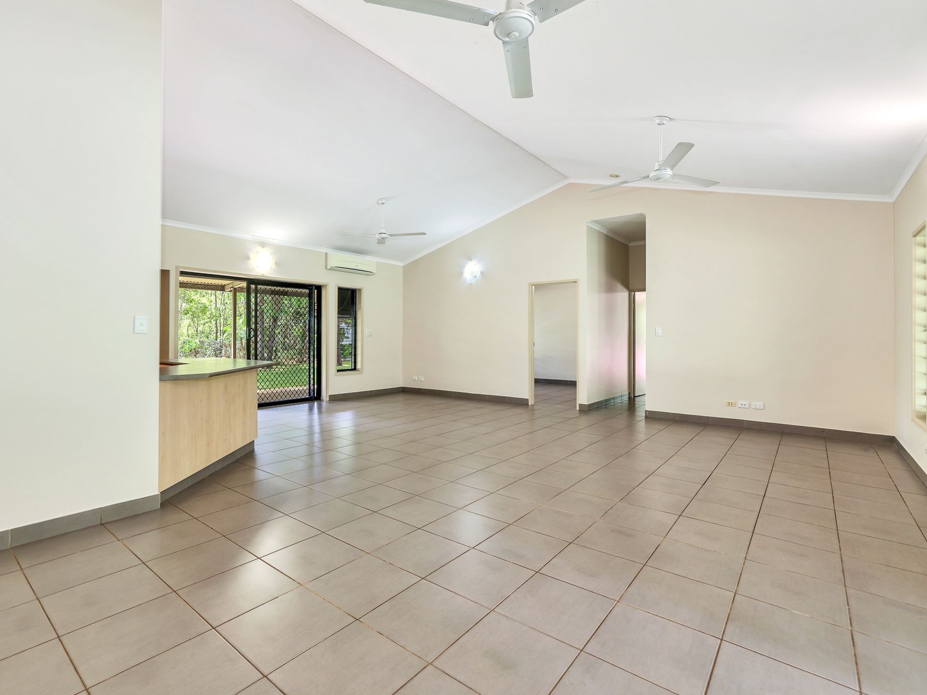 280 Beddington Road, Herbert