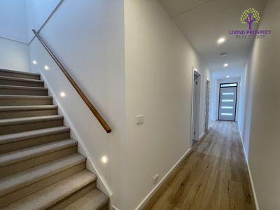 2 Ribbonwood Crescent, Sunshine North