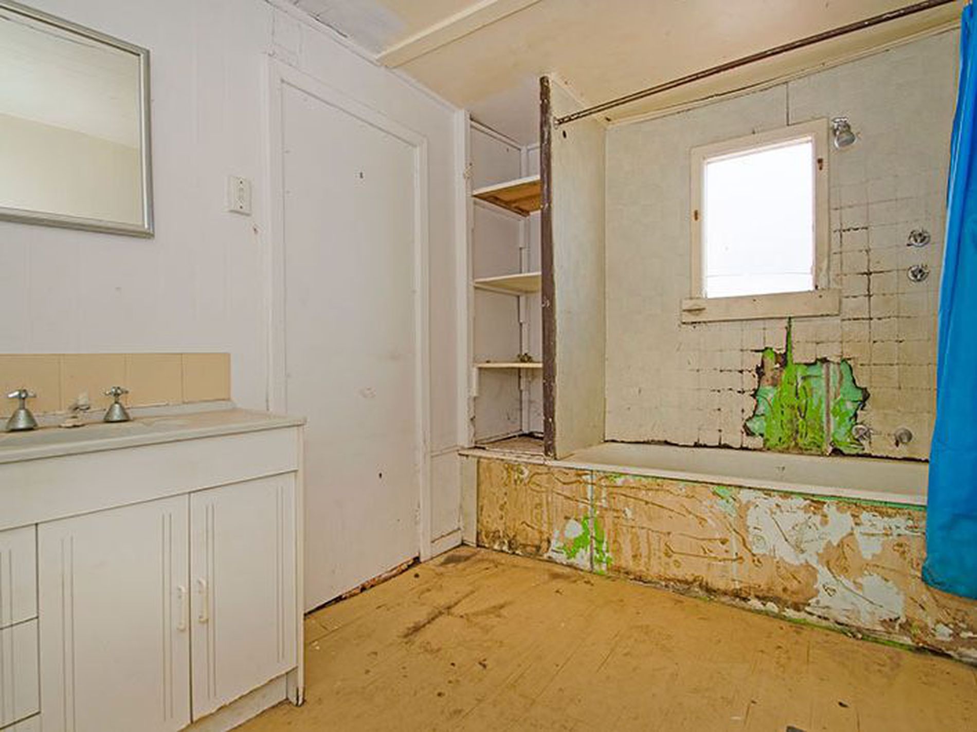 114 Wittenoom Street, West Lamington