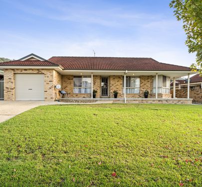44 Emma Way, Glenroy