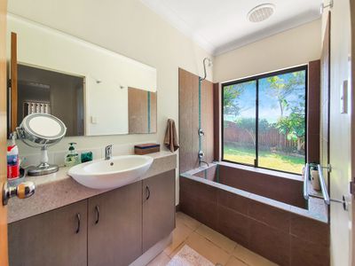 2 / 15 Danzer Drive, Atherton