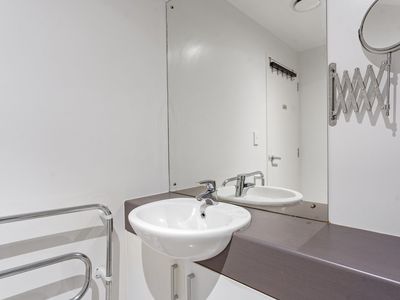 B11/71 Spencer Road, Albany