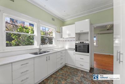 4 Macquarie Street, Tamworth