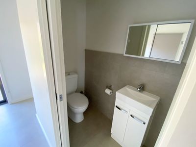 2 / 13 Trinca Court, Werribee