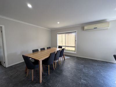 2 / 15 Bradford St , St Albans Park
