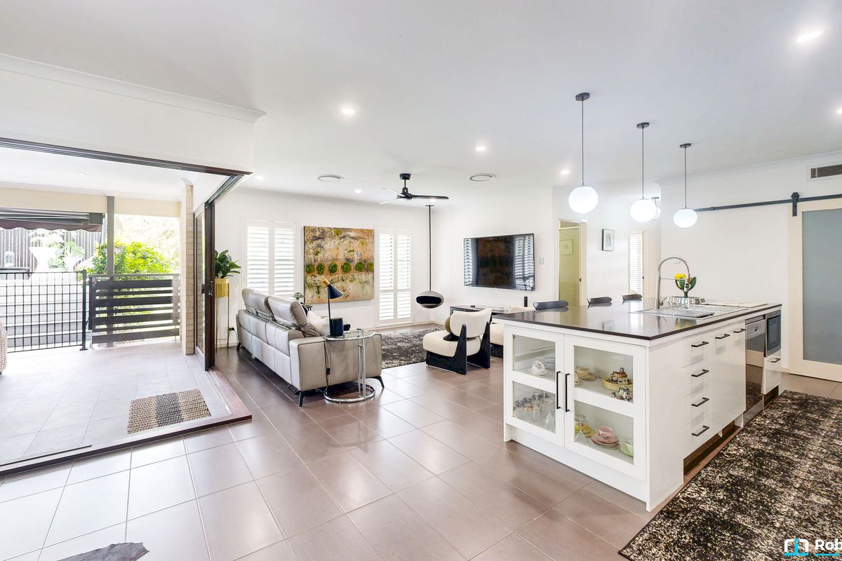 77 Edington Drive, Cooroibah