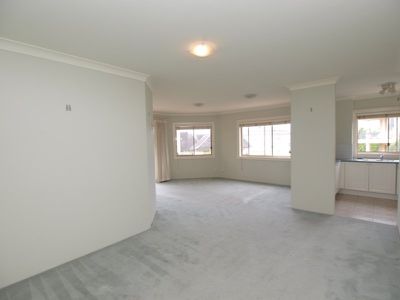 16 / 3 Blackwall Point Road, Abbotsford