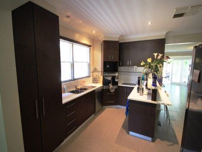 27 Larkings Street, Wangaratta