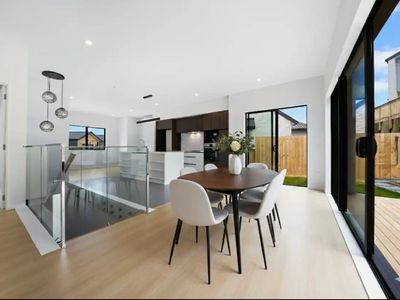 13 Rimurehia Rise, Stanmore Bay
