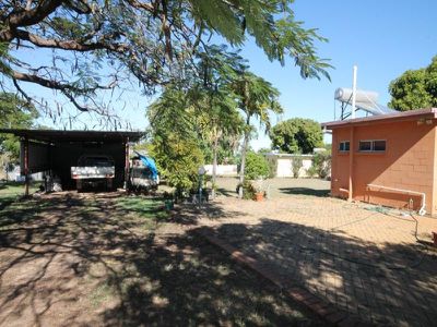 13 Bluff Road, Queenton