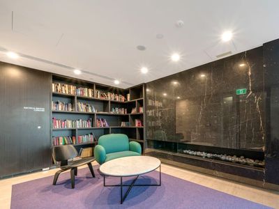 G18 / 555 Saint Kilda Road, Melbourne