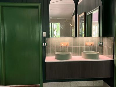 8 SOPHIA CLOSE, Fishery Falls