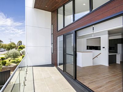 2 / 25 Kenilworth Street, Reservoir