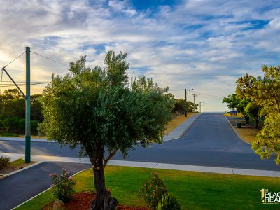 21 Eldora Cres, Falcon