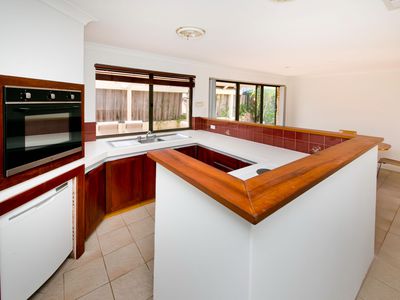 3/8 Colin Road, Scarborough